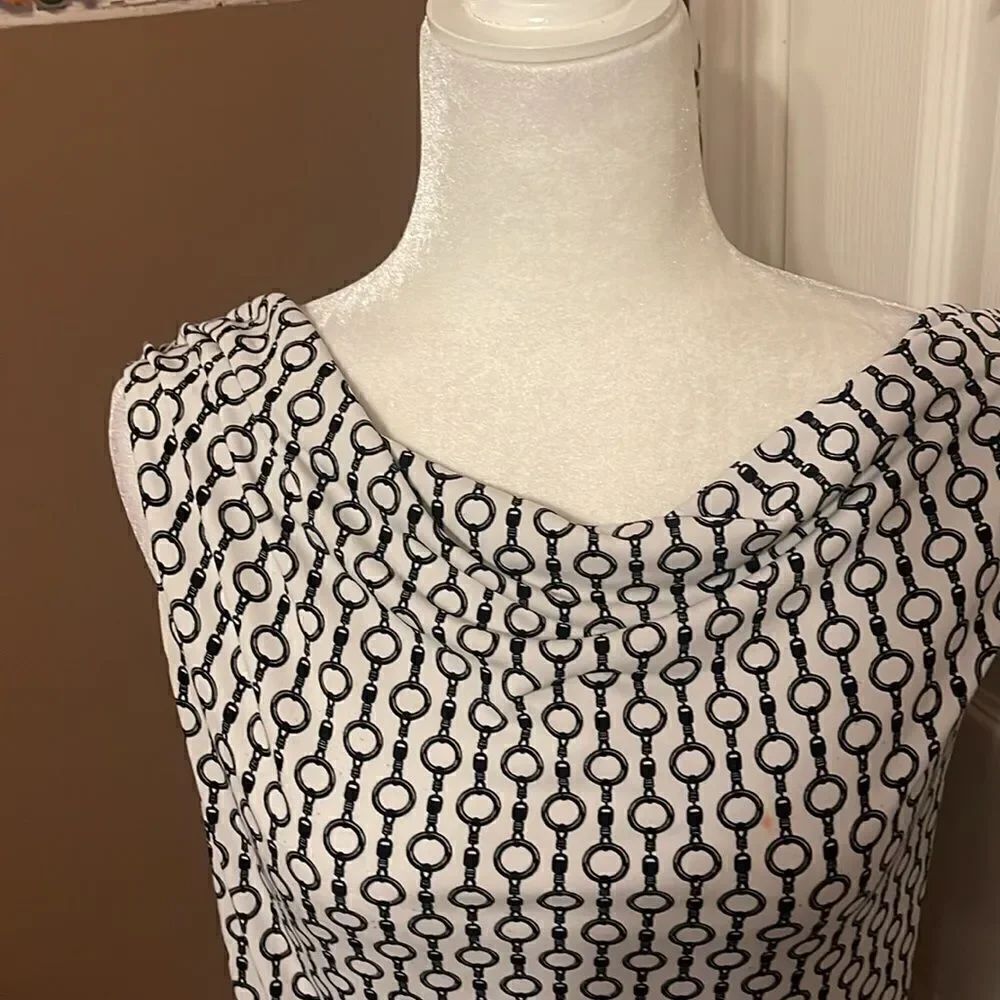 Evelyn Blouse EUC Size Large - Picture 2 of 5
